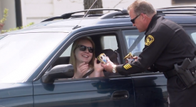 「嗶嗶！警察伯伯請你吃冰淇淋」在YouTube上引起筆戰的冰品廣告