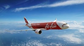 AirAsia-亞洲航空使出極優惠月票策略, 企圖挽回航空界中領導地位!!