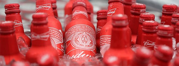 百威啤酒（Budweiser）啟用扁平化新LOGO和新包裝