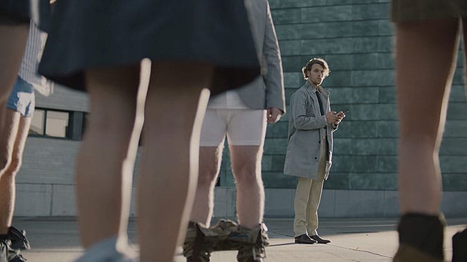 三星手机创意广告脱裤子的世界