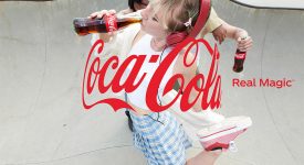 作為更新品牌理念的一部分，可口可樂推出新的「擁抱」標誌