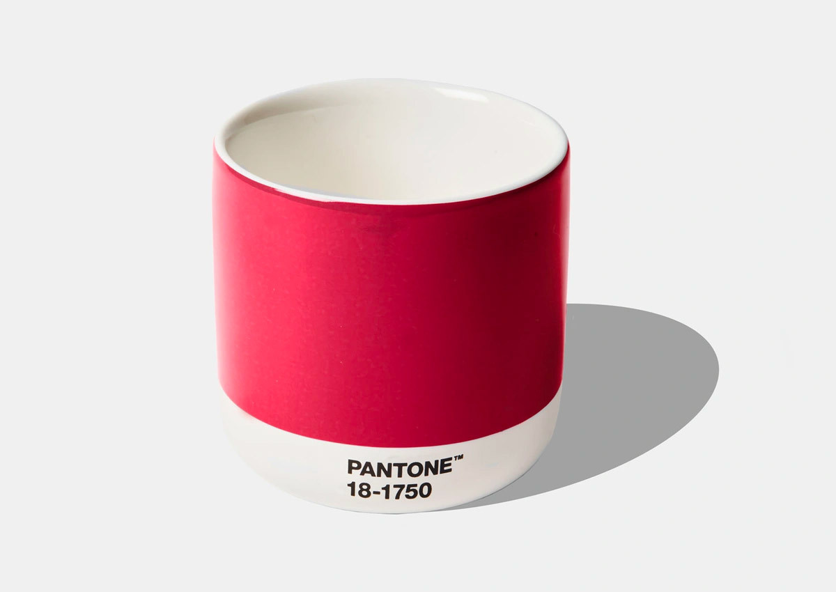 Pantone 2023 年度代表色Viva Magenta（附色值） 7